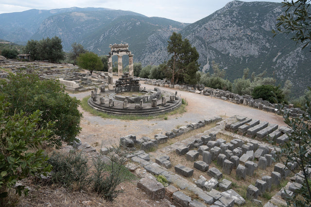Delphi: The Navel of the World, by Declaration